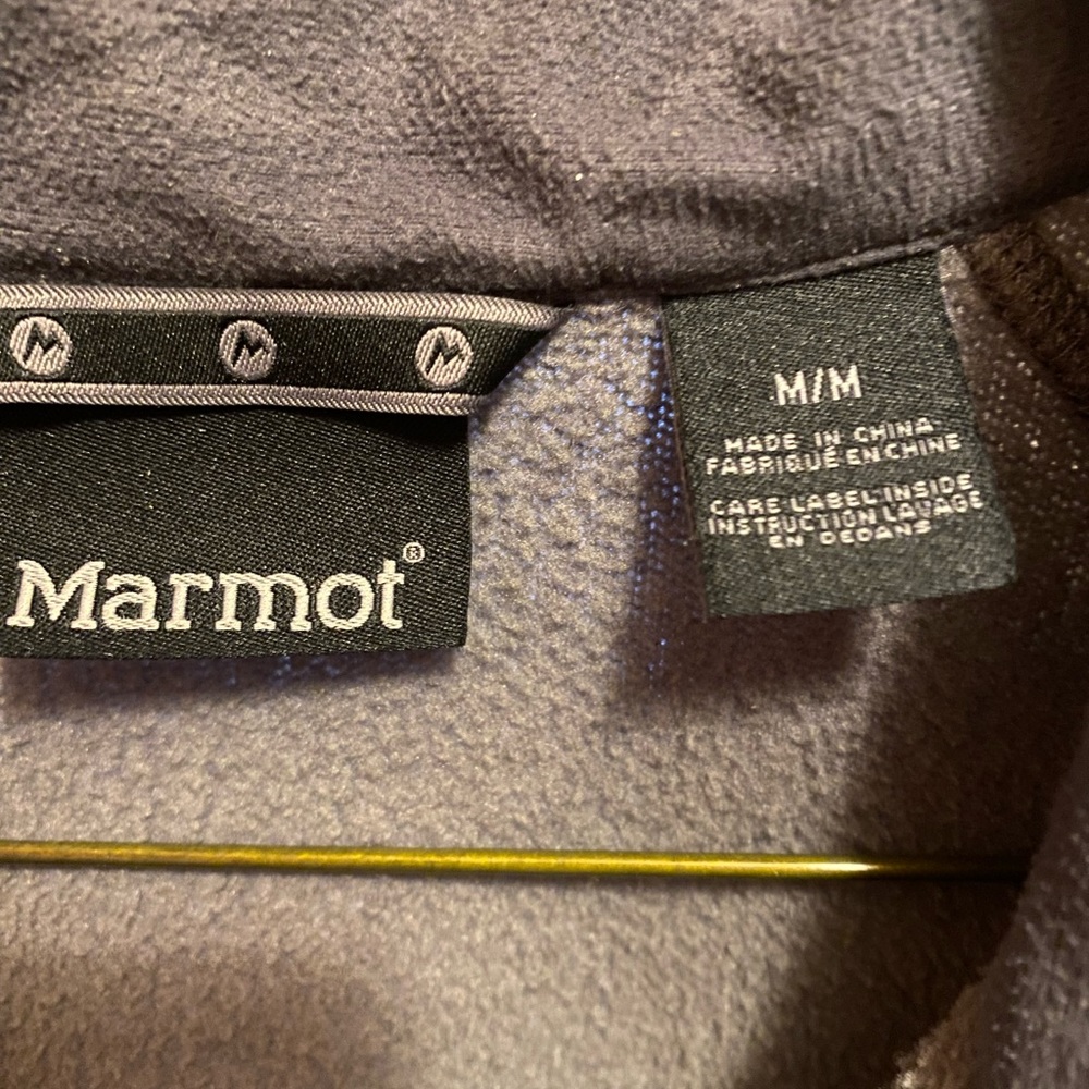 Marmot Fleece - Picture 2 of 4